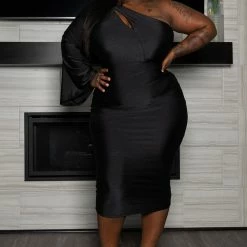Boutique115 Plus Size " Stepping Out" One Sleeve Dress - Black Dresses